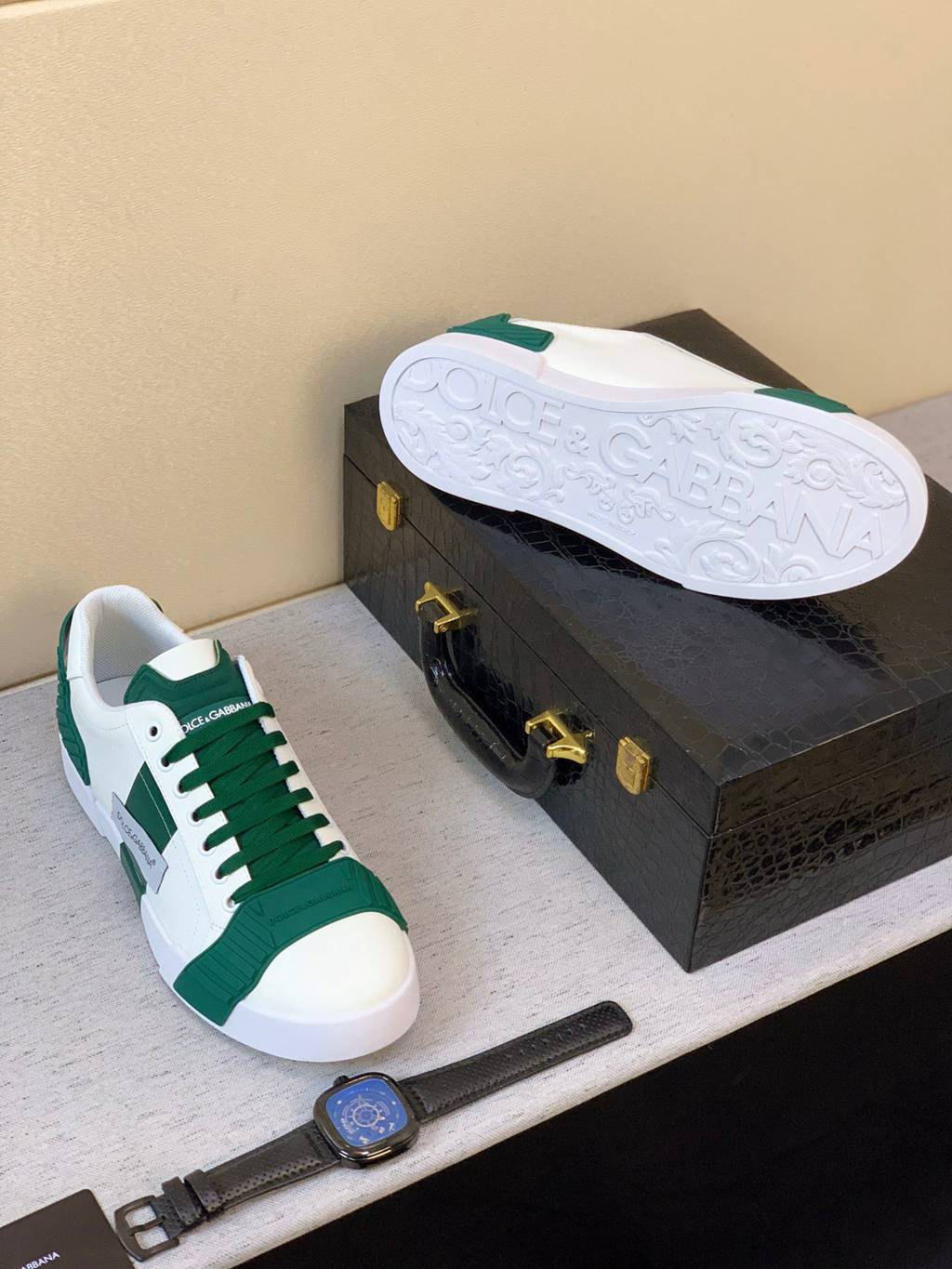 D*G sneaker